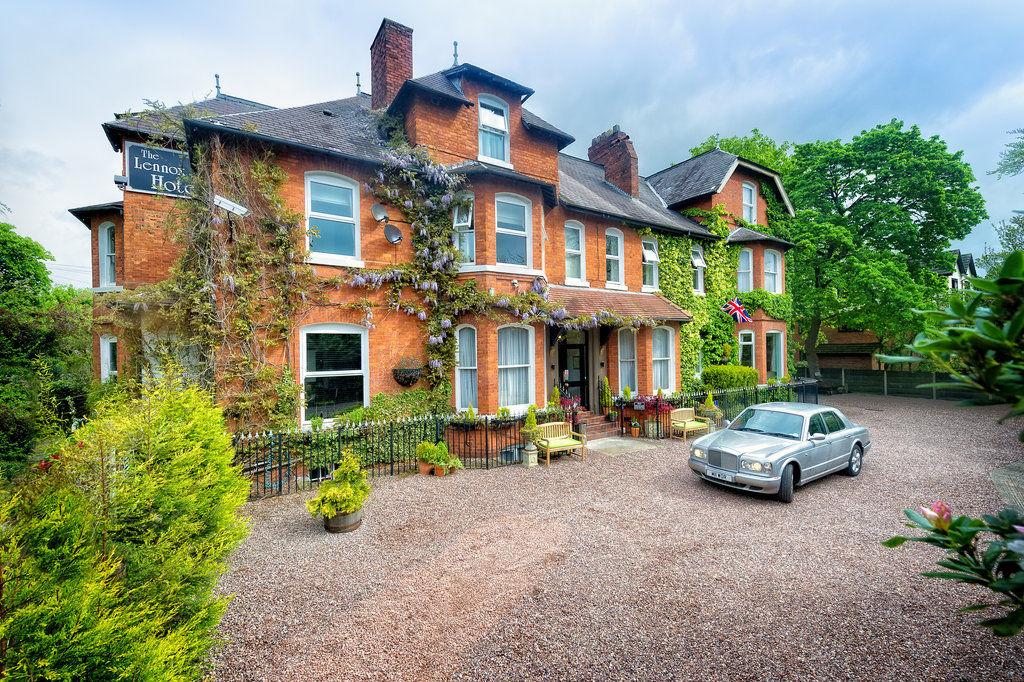 Cheshire Hospitality Ltd T\/A Lennox Lea Studios & Apartments Sale Exterior foto
